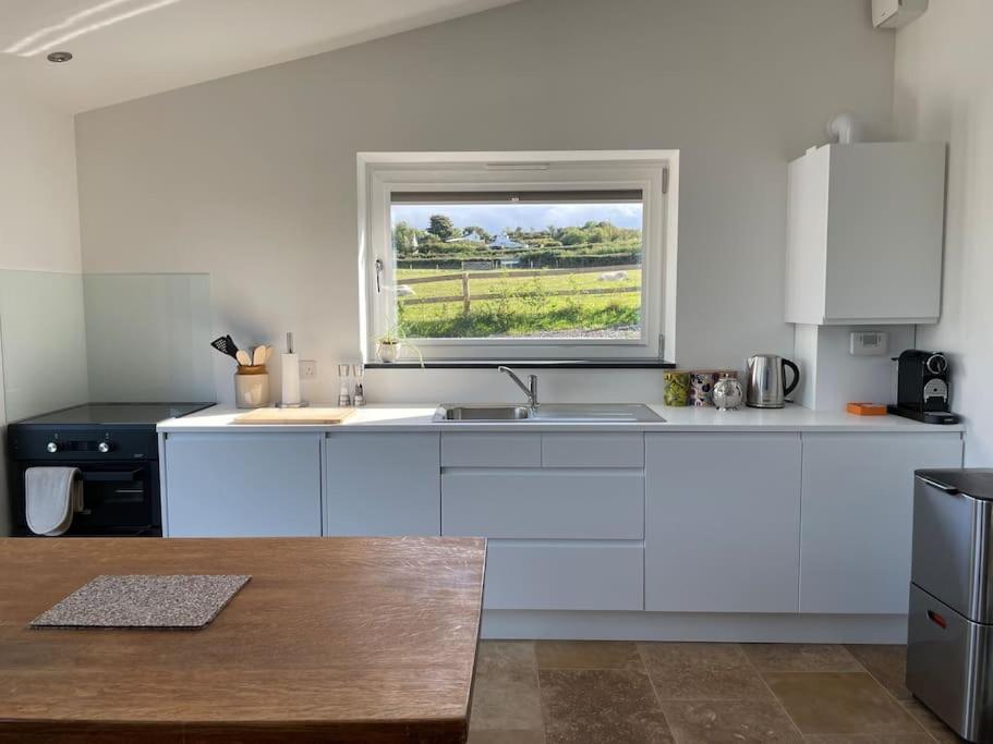 Tranquil, Secluded, Rural Cottage For Two Beaumaris Εξωτερικό φωτογραφία